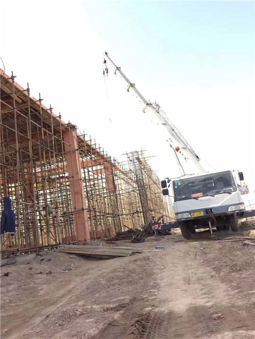 济宁市25 吨、50 吨吊车怎么选？多大重量 / 半径适合对应车型？